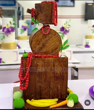 Affordable Luxury Traditional Wedding Cakes