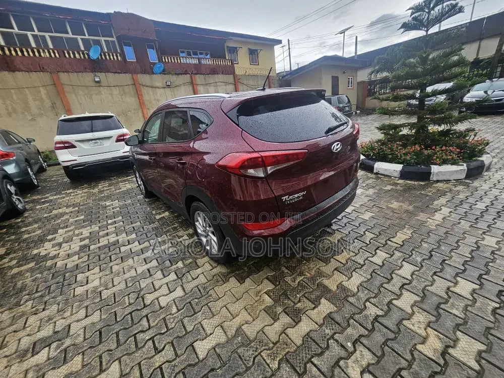 Hyundai Tucson 2015 Brown