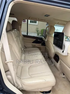 Lexus LX 2017 Black
