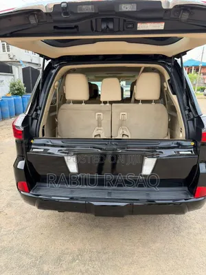 Lexus LX 2017 Black