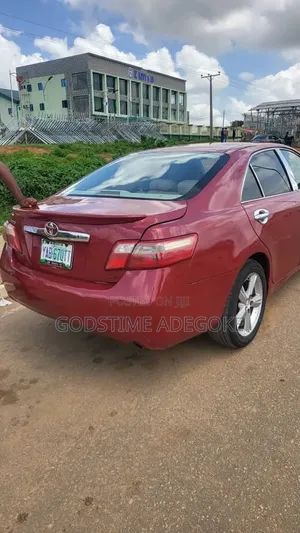 Toyota Camry 2009 Red