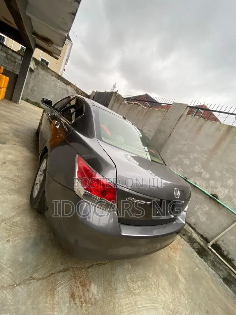 Honda Accord 2.4 i-VTEC Exec Automatic 2009 Gray