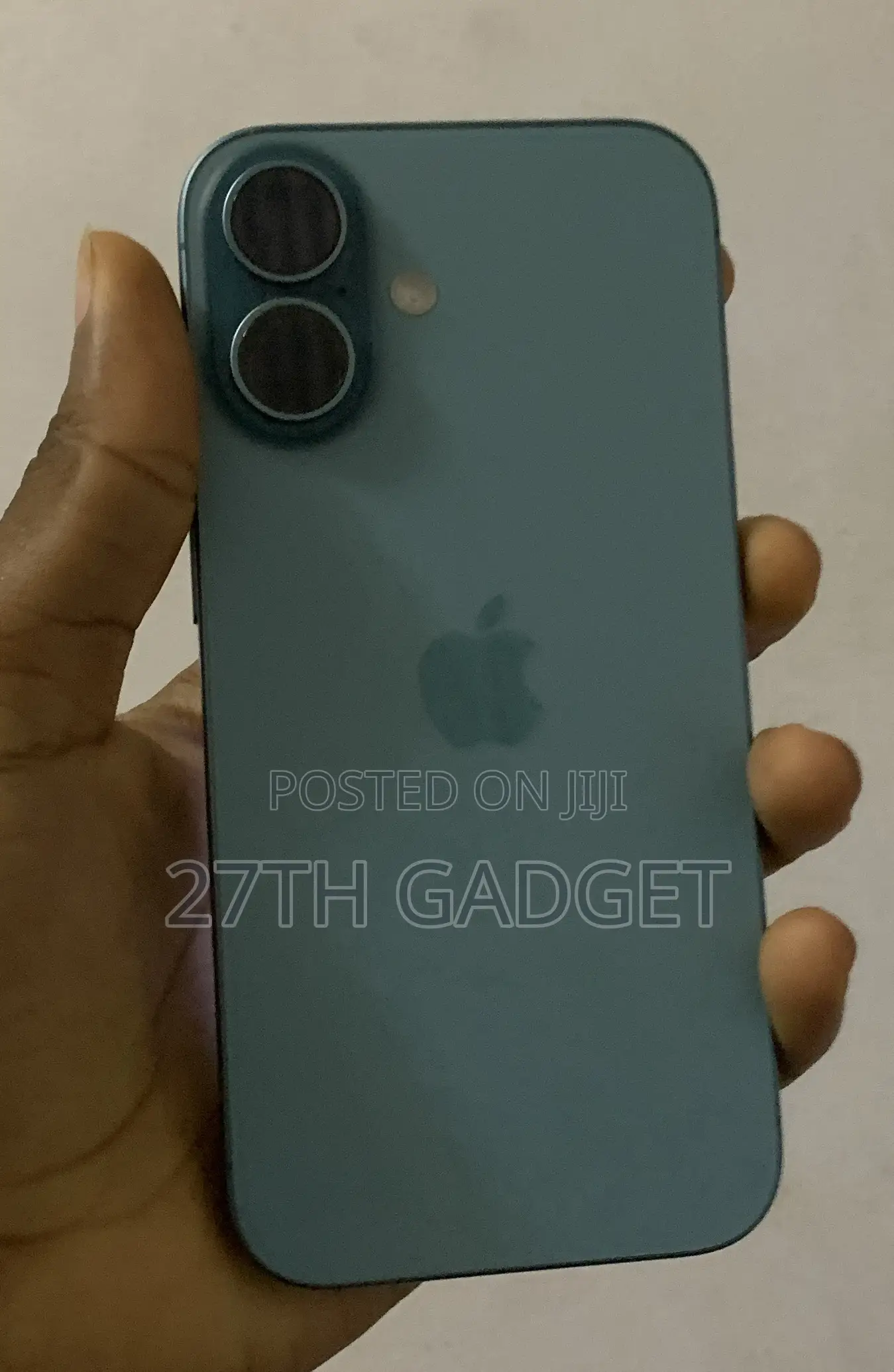 Apple iPhone 16 128 GB Green