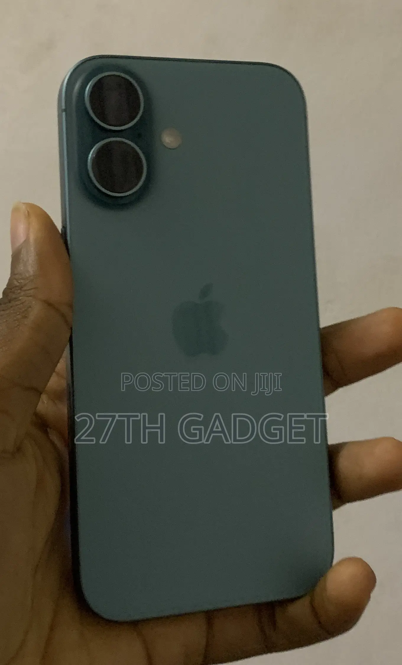 Apple iPhone 16 128 GB Green