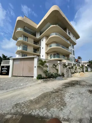 3bdrm Apartment in Lekk Phase 1 Lagos for sale