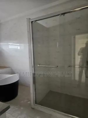 4bdrm Townhouse / Terrace in Kado for rent