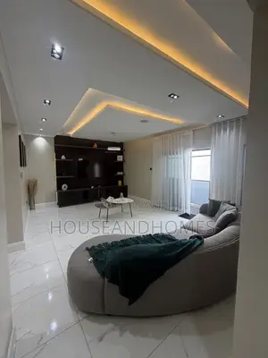 Furnished 3bdrm Apartment in Lekki Phase 1 for sale
