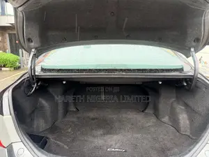 Toyota Camry LE 4dr Sedan (2.4L 4cyl 5A) 2009 Gray