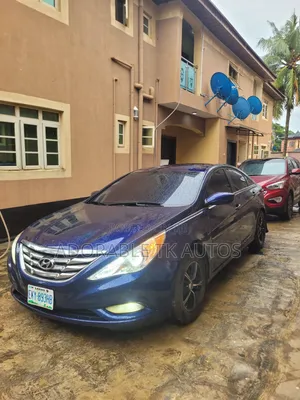 Hyundai Sonata 2012 Blue