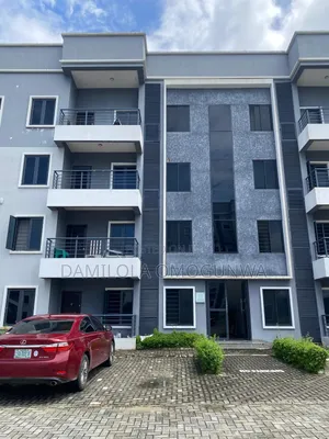 3bdrm Apartment in Greenbay, Ajah for sale