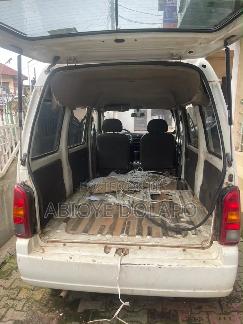 Suzuki Every 2008 White