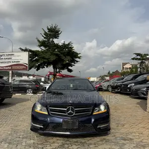 Mercedes-Benz C350 C350e Hybrid RWD 2015 Blue