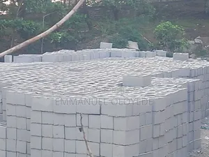 Stone+dist Building Blocks 9"", 6"" and 4"