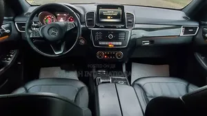 Mercedes-Benz GLE-Class 2018 Gray