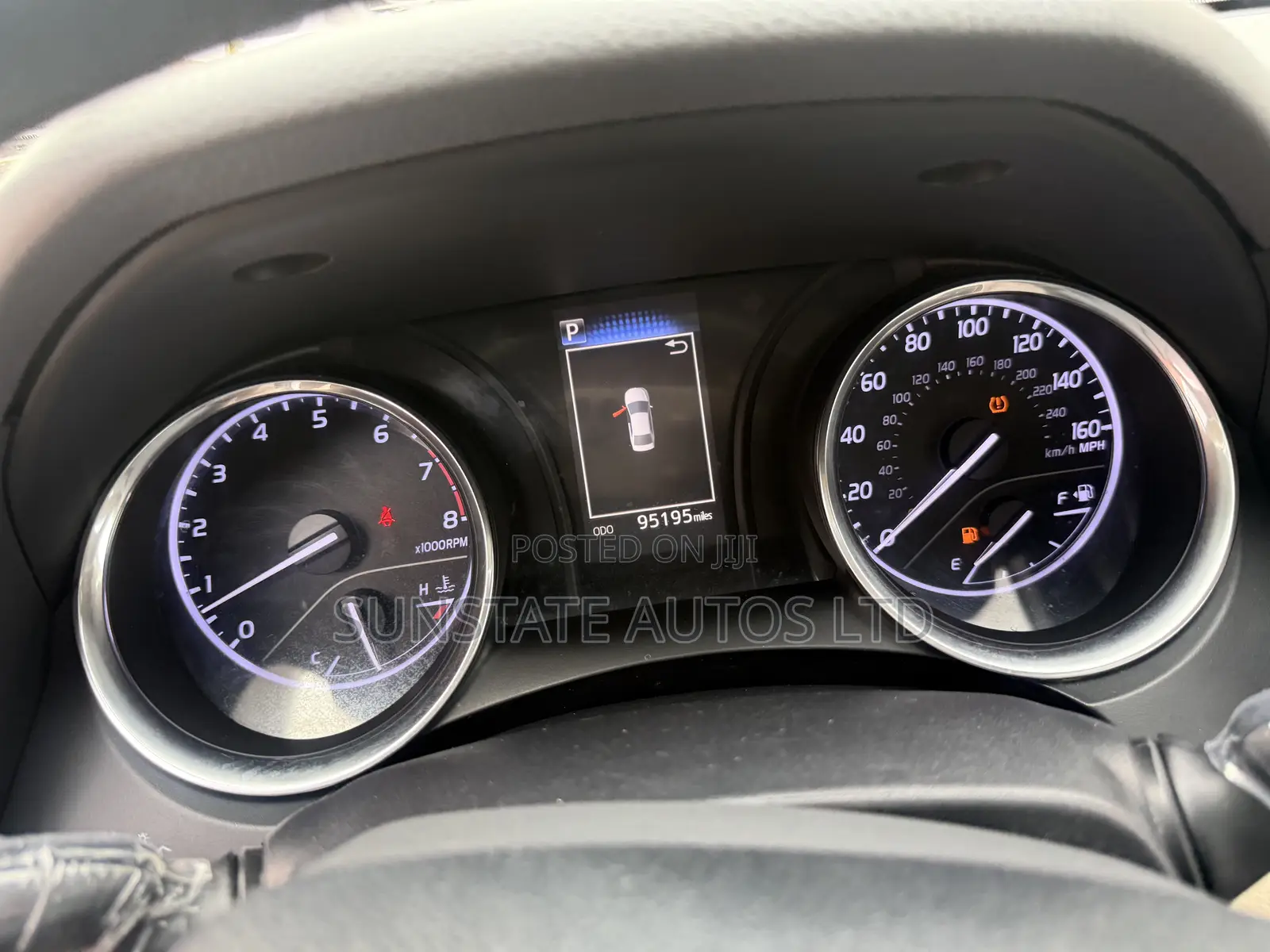 Toyota Camry 2019 White