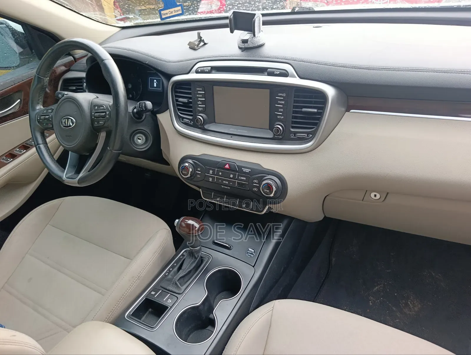Kia Sorento 2017 White