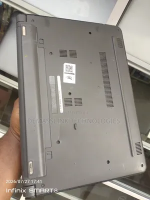 Laptop Dell Latitude 3350 4GB Intel Core i3 HDD 32GB