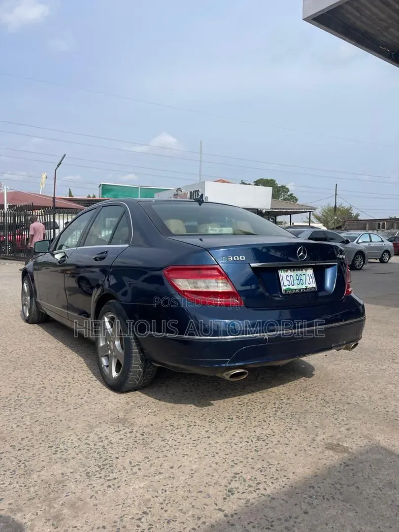 Mercedes-Benz C300 2008 Blue