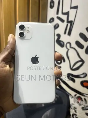 Apple iPhone 11 64 GB White