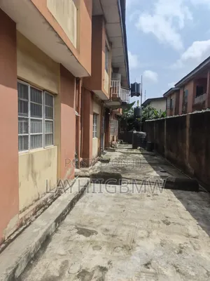 3bdrm Block of Flats in Abule Egba for rent