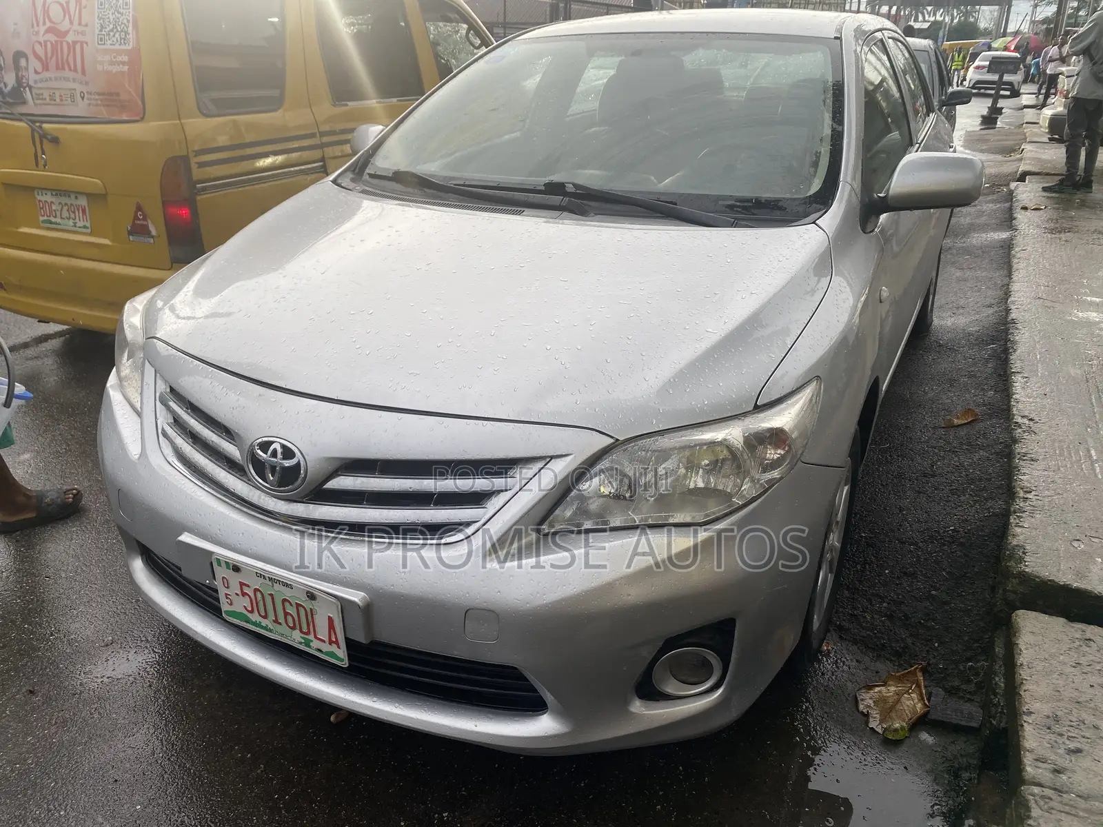 Toyota Corolla 2013 Silver