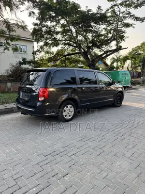 Dodge Caravan 2012 Gray