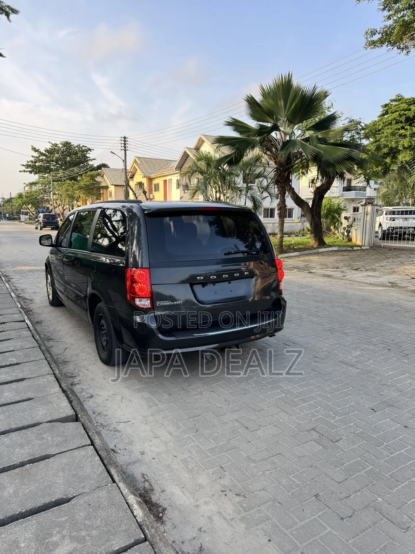Dodge Caravan 2012 Gray