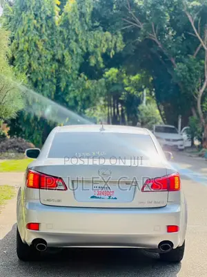 Lexus IS 250 2010 Silver