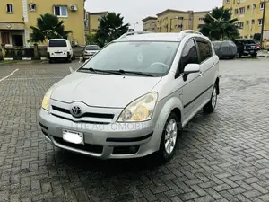 Toyota Corolla Verso 1.8 VVT-i Automatic 2008 Silver