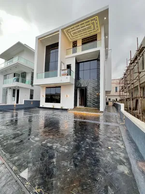 5bdrm Duplex in Lekki Phase 2 for sale