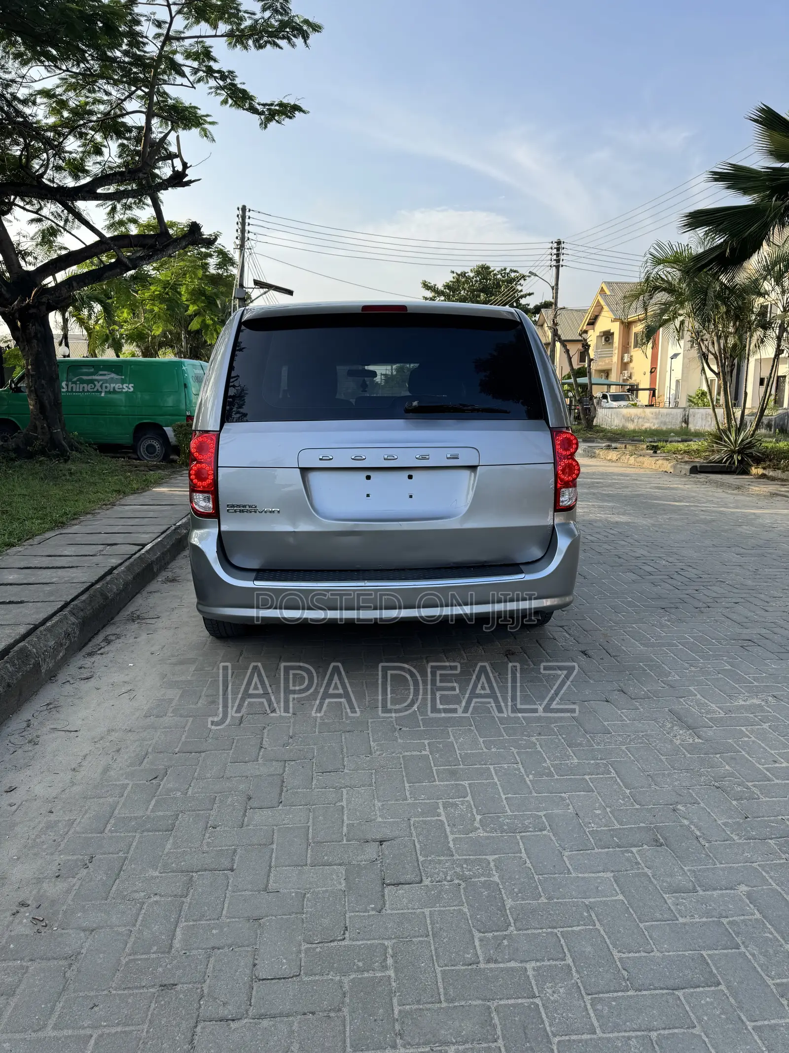 Dodge Caravan 2016 Silver