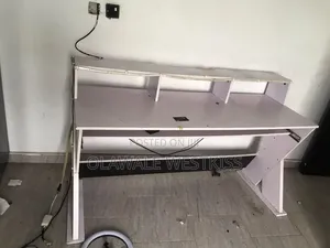 Studio Table