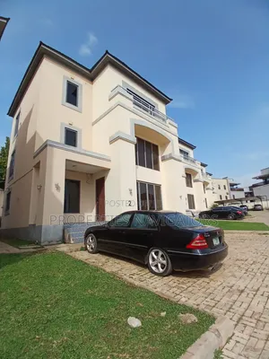 4bdrm Duplex in Asokoro for rent
