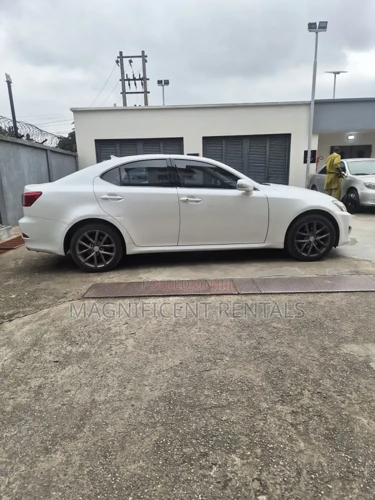 Lexus IS 2012 White