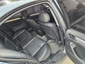 BMW 325i 2005 Gray