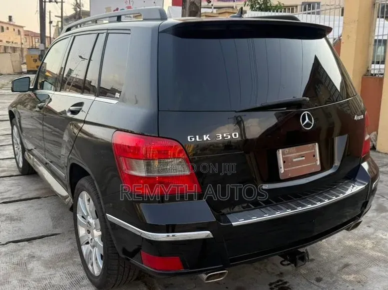 Mercedes-Benz GLK-Class 2010 Black