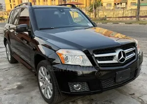 Mercedes-Benz GLK-Class 2010 Black