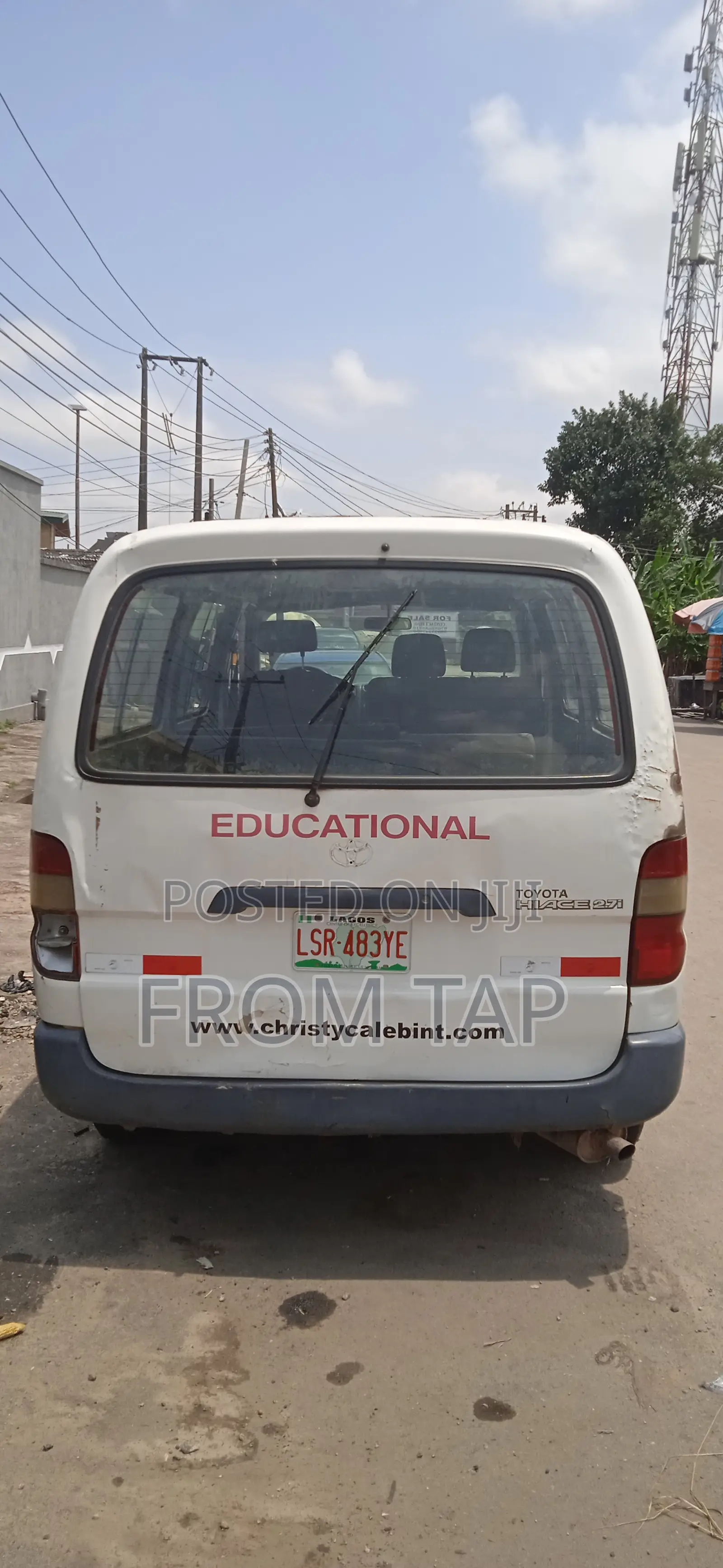 Toyota HiAce 2001 White