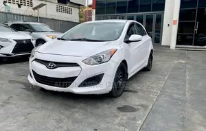 Hyundai Elantra GT 2013 White
