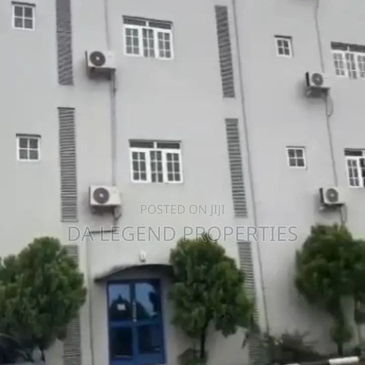 Functional Hotel for Sale in Gra