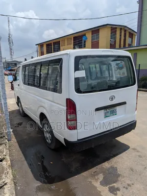 Toyota HiAce 2008 White
