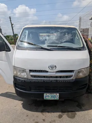 Toyota HiAce 2008 White