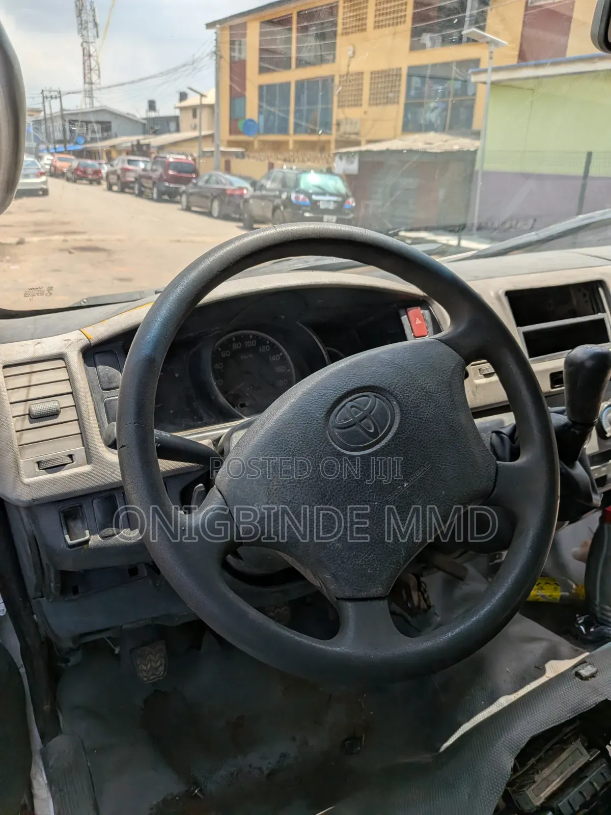 Toyota HiAce 2008 White