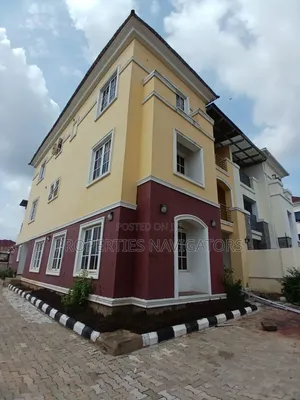 5bdrm Duplex in Guzape District for rent