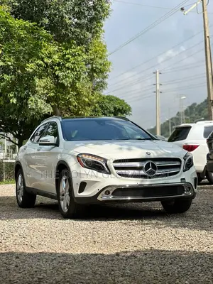 Mercedes-Benz GLA 250 2016 White