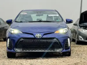 Toyota Corolla SE Special Edition 4dr Sedan (1.8L 4cyl CVT) 2017 Blue
