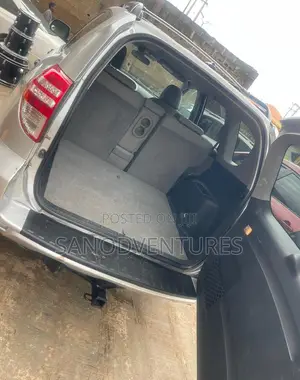 Toyota RAV4 2014 Silver