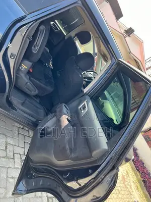 Nissan Pathfinder Platinum 4dr SUV (3.5L 6cyl CVT) 2014 Gray
