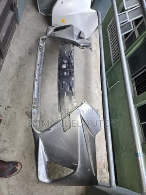 Is250 2017 Empty Front Bumper