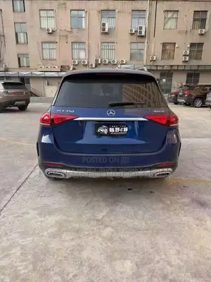 Mercedes-Benz GLE-Class GLE 350 4MATIC 2019 Blue